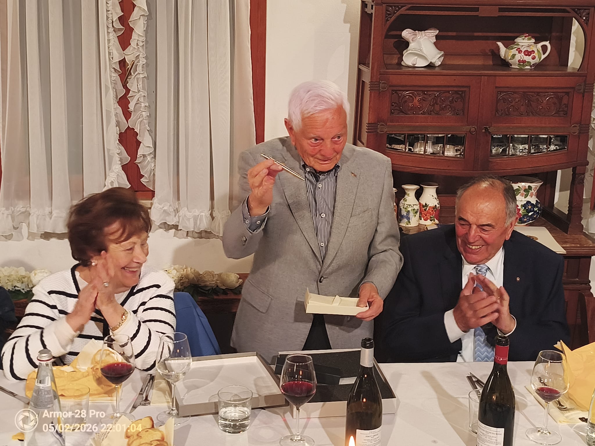 Giorgio e la penna regalatagli